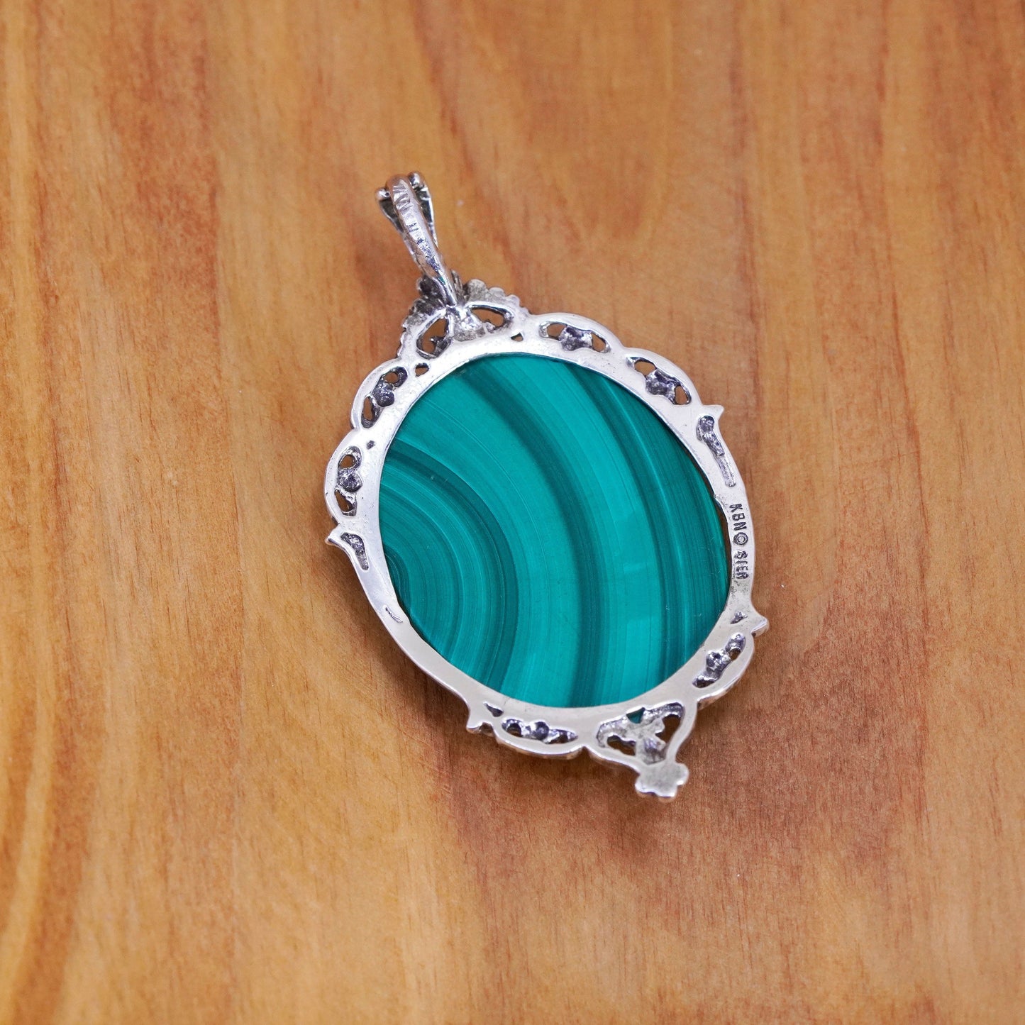 Southwestern Sterling 925 silver handmade pendant round malachite beads