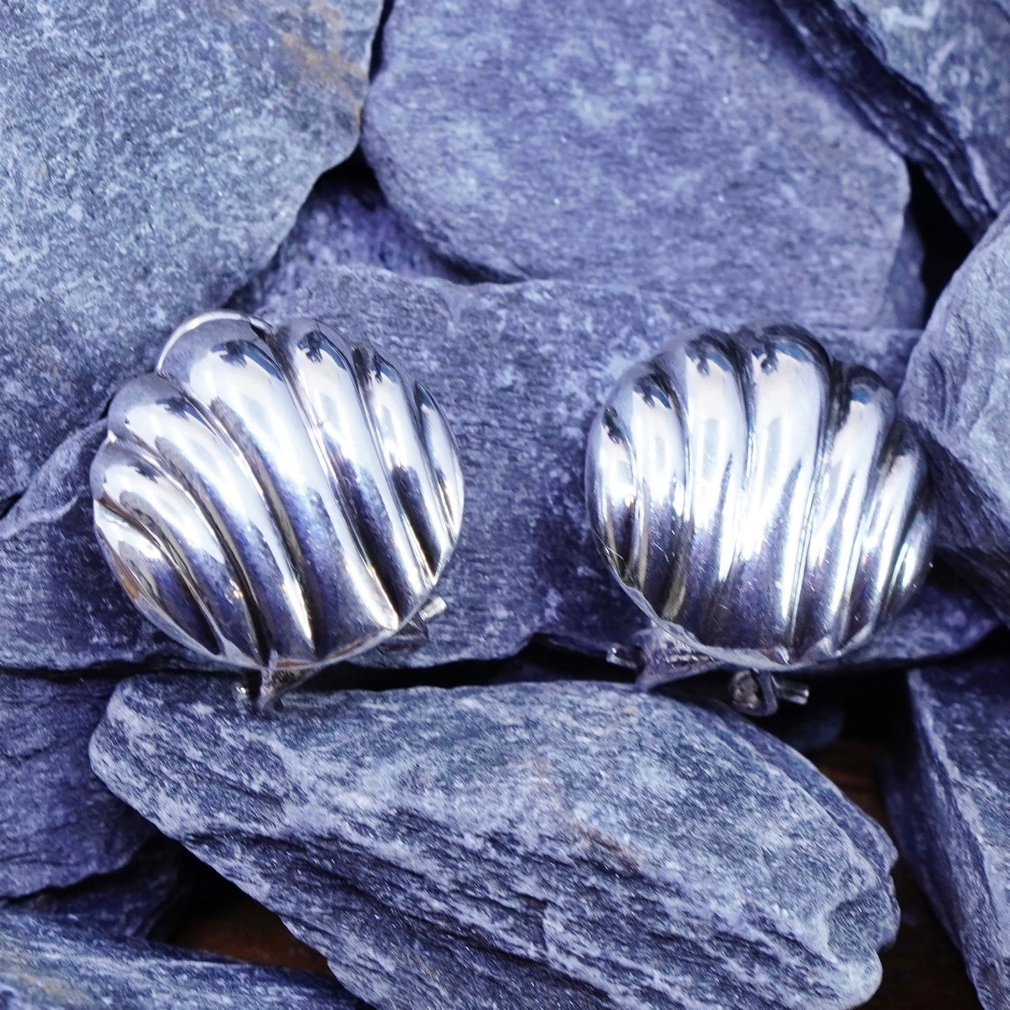 Vintage Sterling silver handmade earrings, mexico 925 ribbed clip on