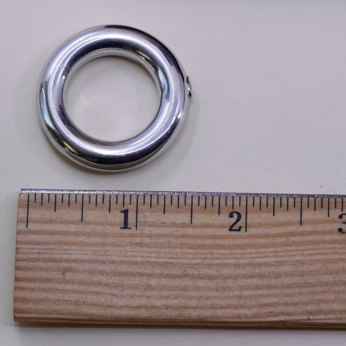 vtg 1960s Italy 1.5” Sterling silver handmade pendant, 925 high polished circle