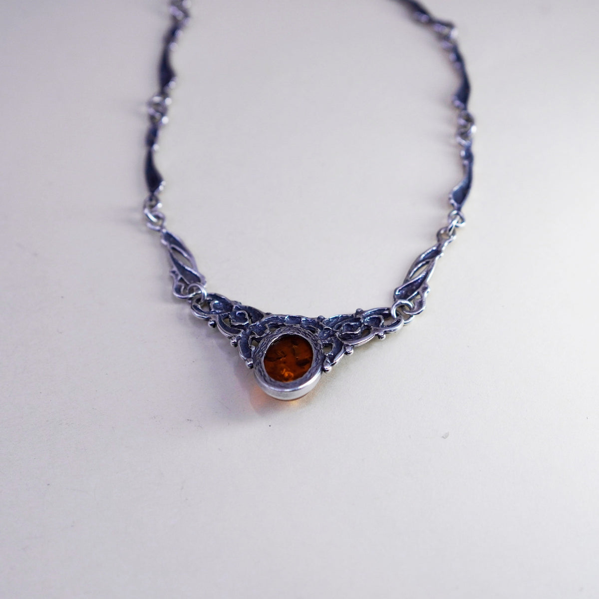 18”, Vintage Israel Sterling 925 silver handmade necklace with oval amber