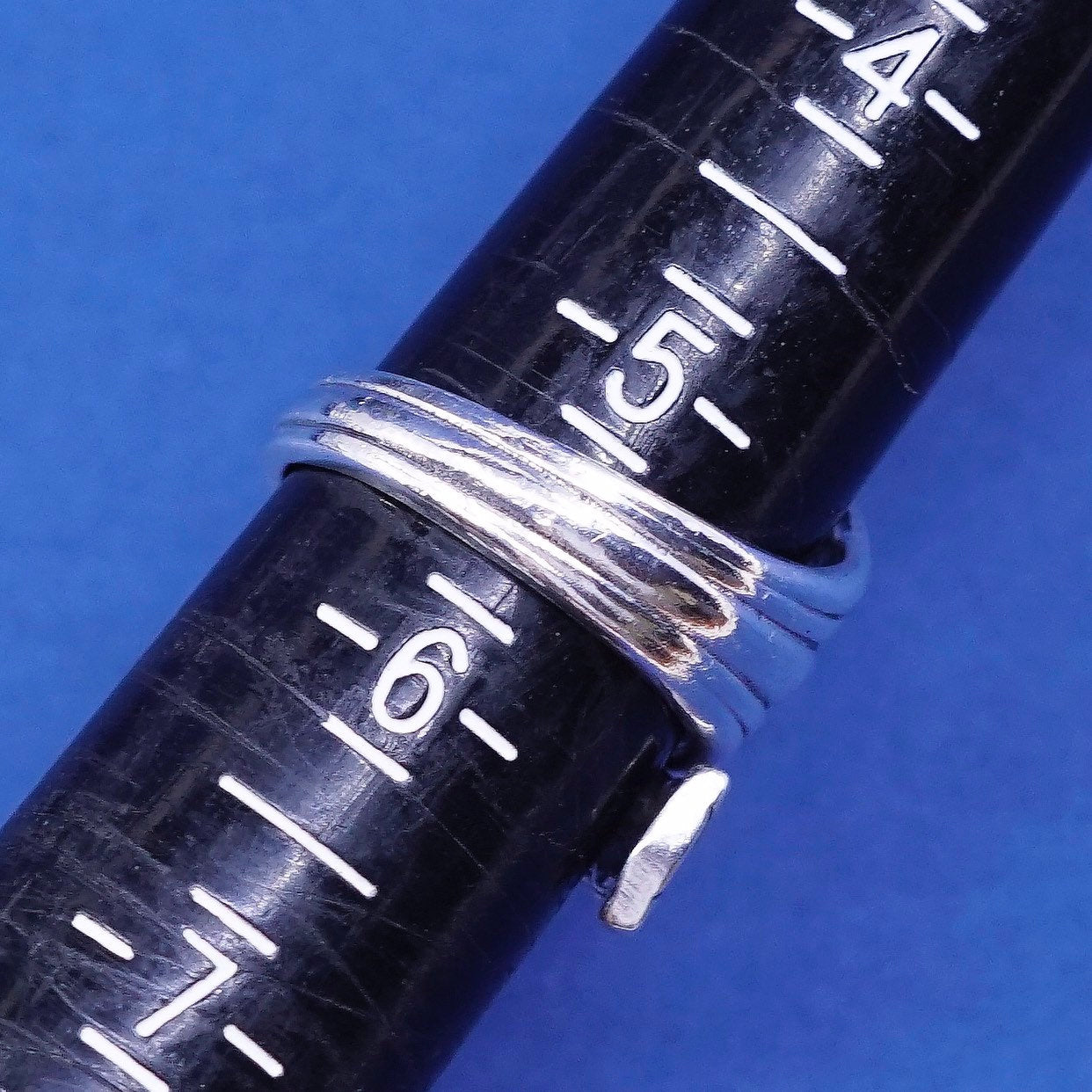 Size 5.5, vtg Sterling silver handmade ring, 925 spoon band