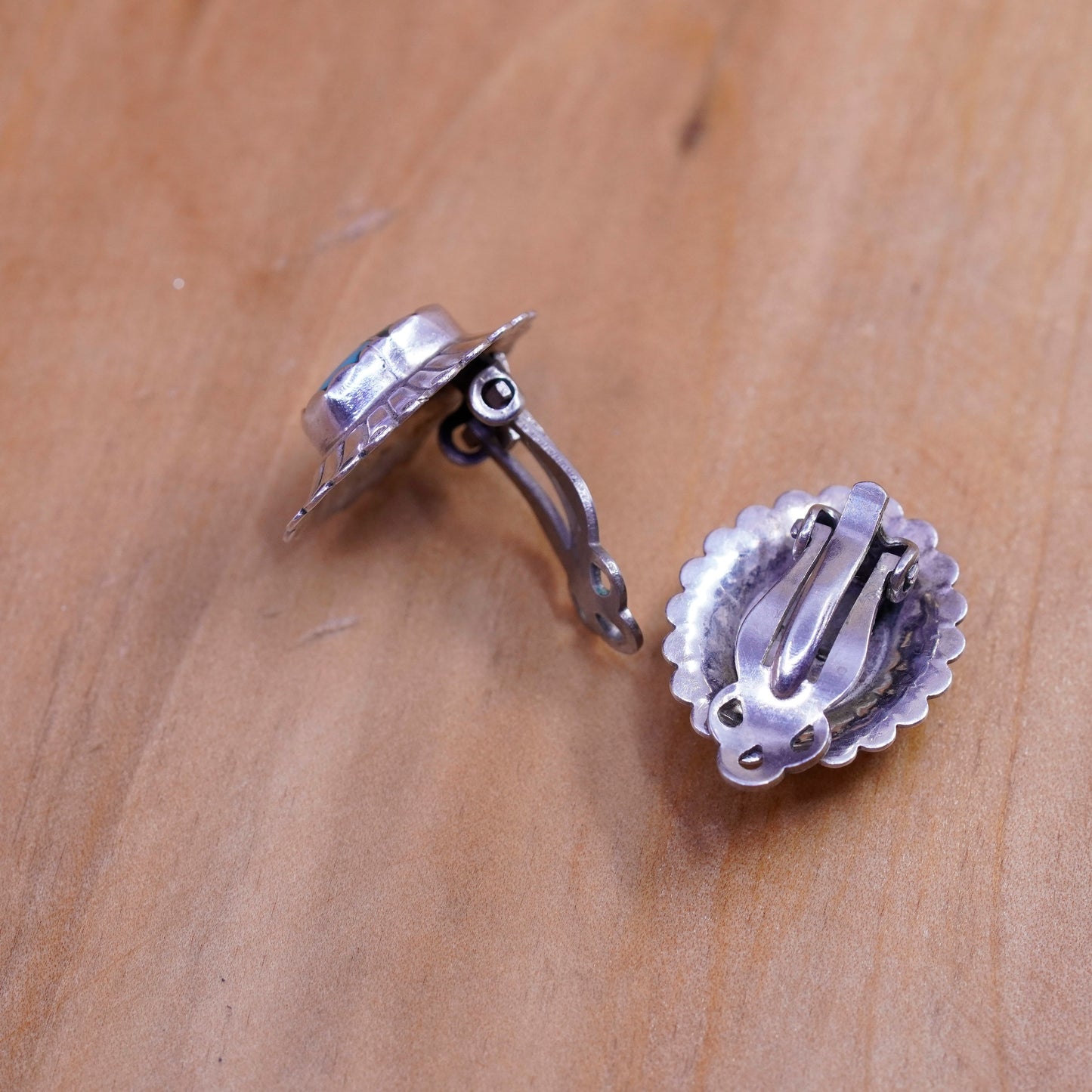 Native American zuni Sterling handmade earrings, 925 oval clip on