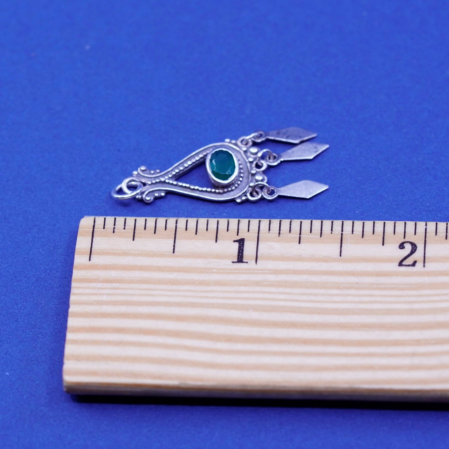 Vintage Sterling 925 silver handmade pendant with emerald and fringe
