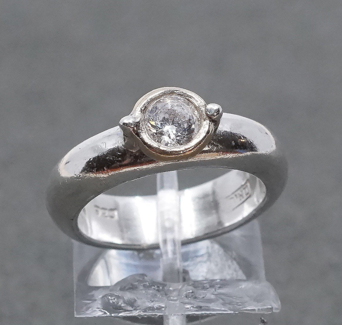 sz 7, ONU Two Tone Sterling silver engagement ring, 925 w/ 14K gold trim N cz
