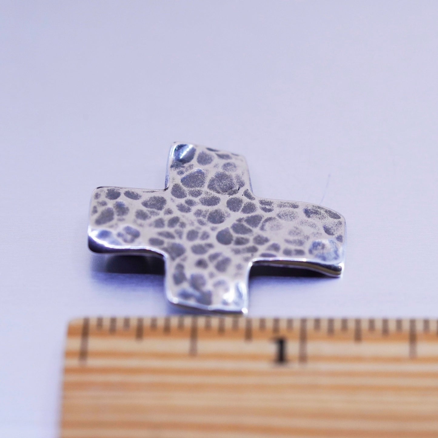 vintage silpada N0732 handmade sterling 925 silver hammered cross pendant