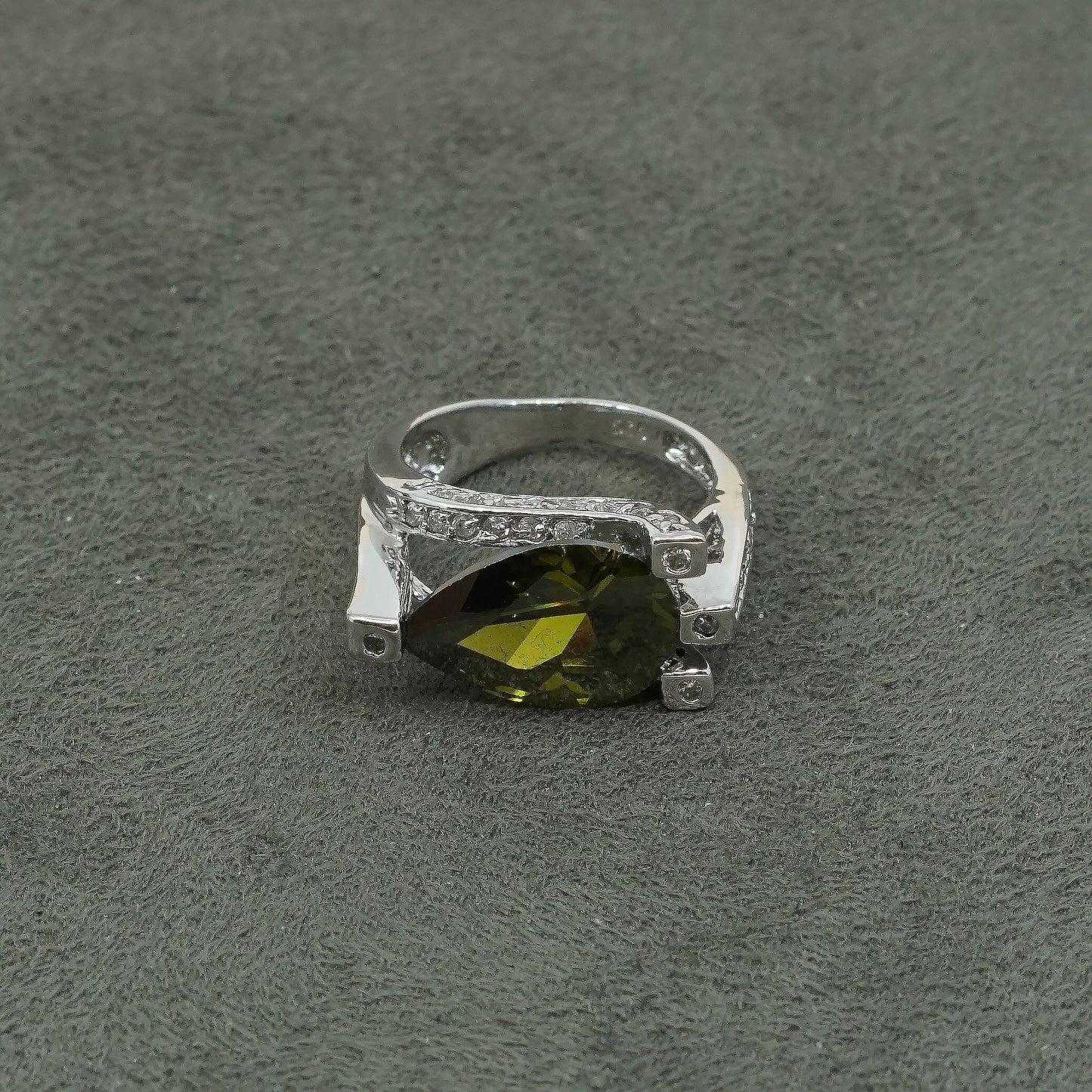 sz 5, vtg Sterling silver engagement ring, 925 w/ teardrop peridot N round cx
