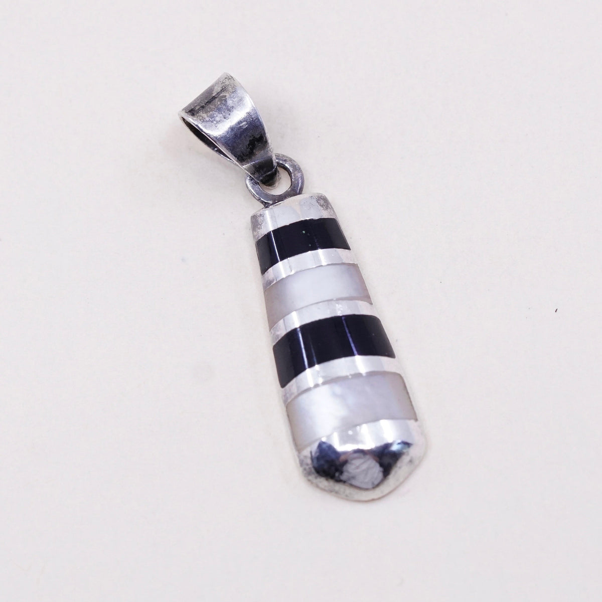 vintage handmade sterling silver pendant, Mexico 925 silver with black onyx MOP