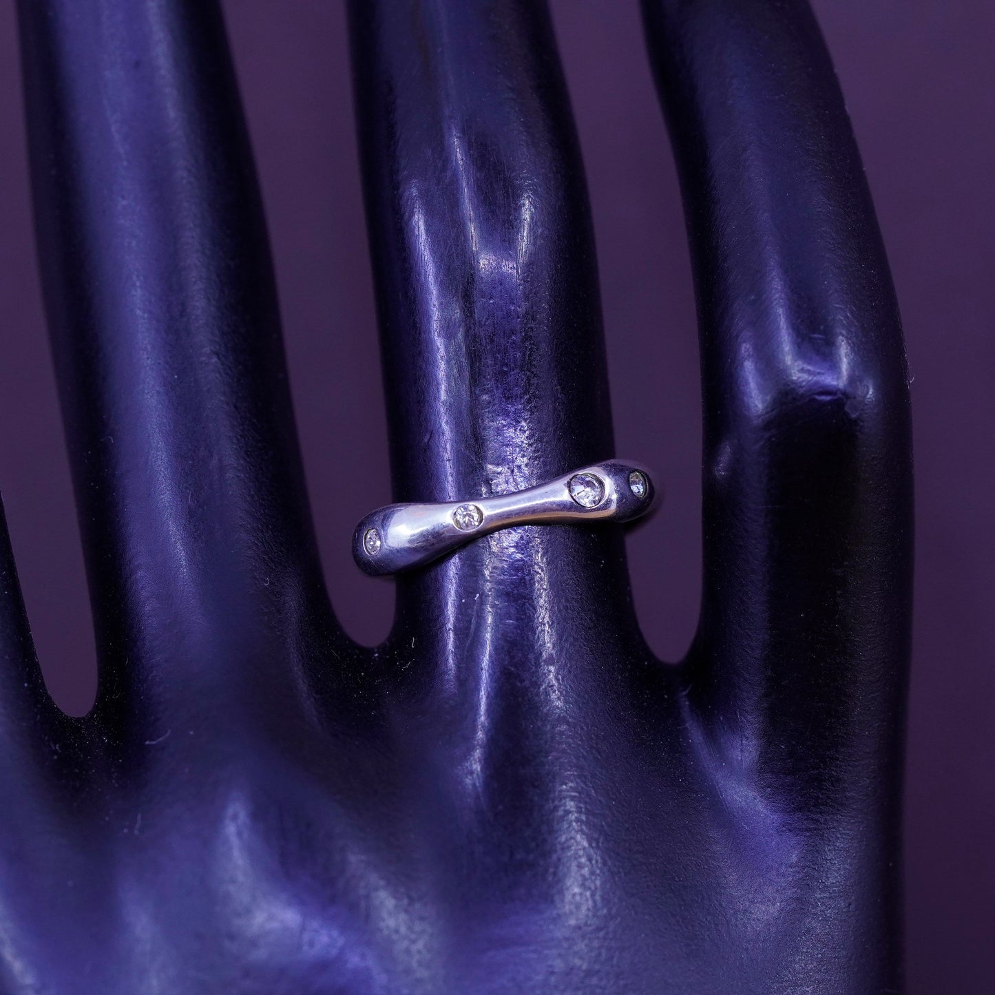 Size 5.75, vintage Sterling silver ring, 925 band with cz