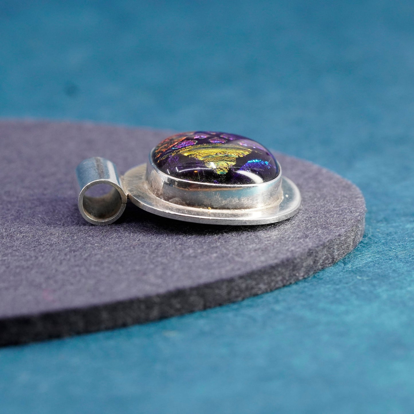 Vintage Mexico sterling silver handmade pendant, 925 circle with dichroic glass