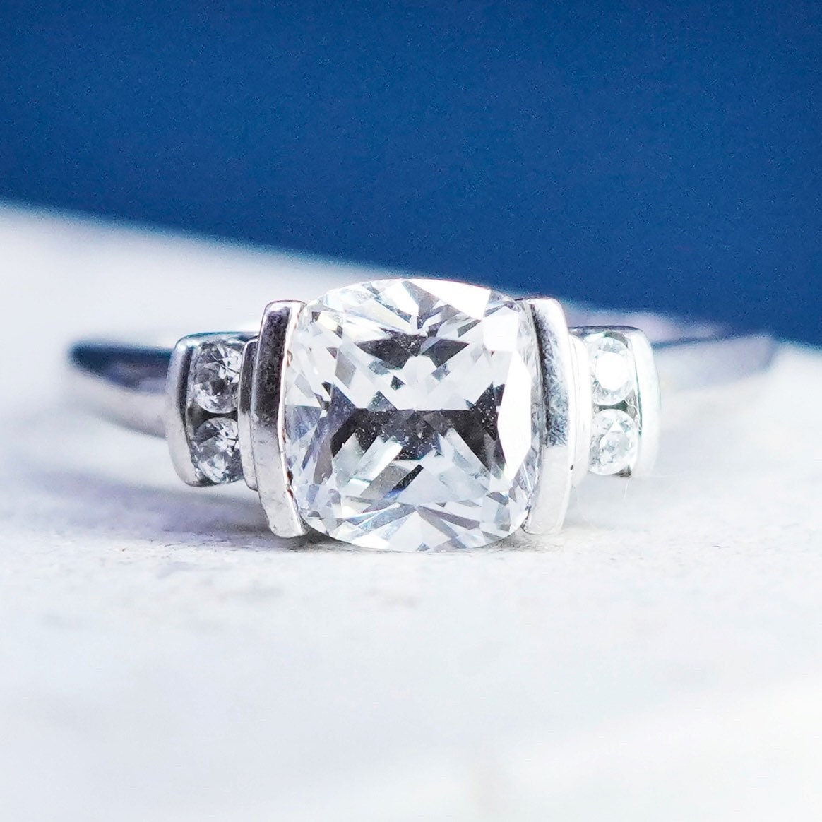 Size 9, vintage Sterling 925 silver engagement anniversary band ring with Cz
