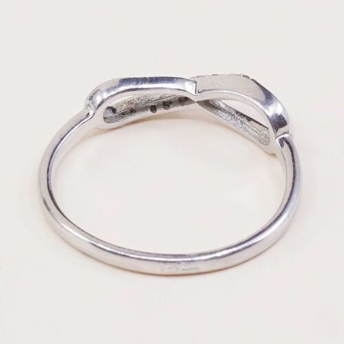 Sz 8.25, Vtg Sterling silver handmade ring, solid 925 silver Infinity band W/ CZ