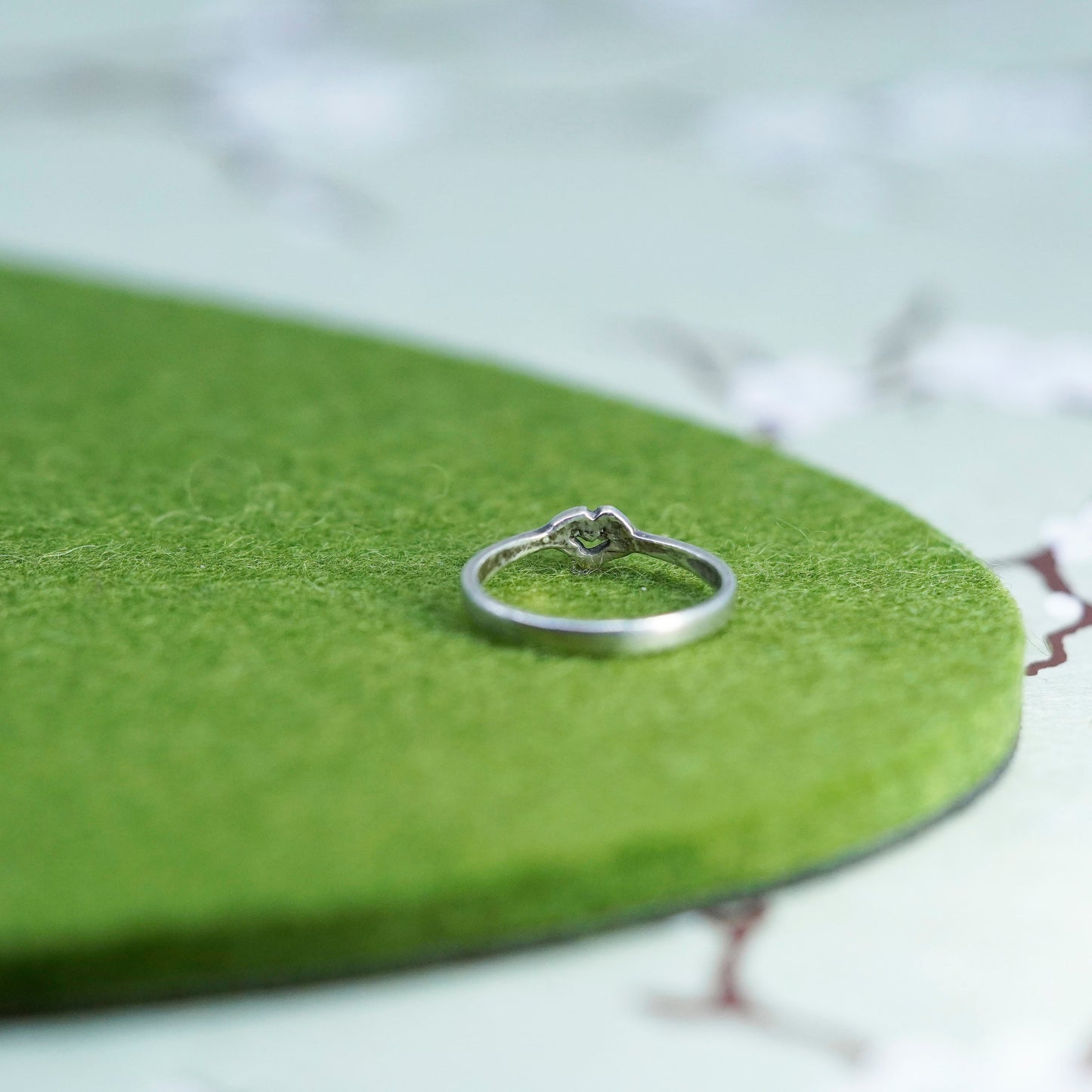 Size 7, Vintage sterling silver ring, Mexico 925 handmade stackable heart band