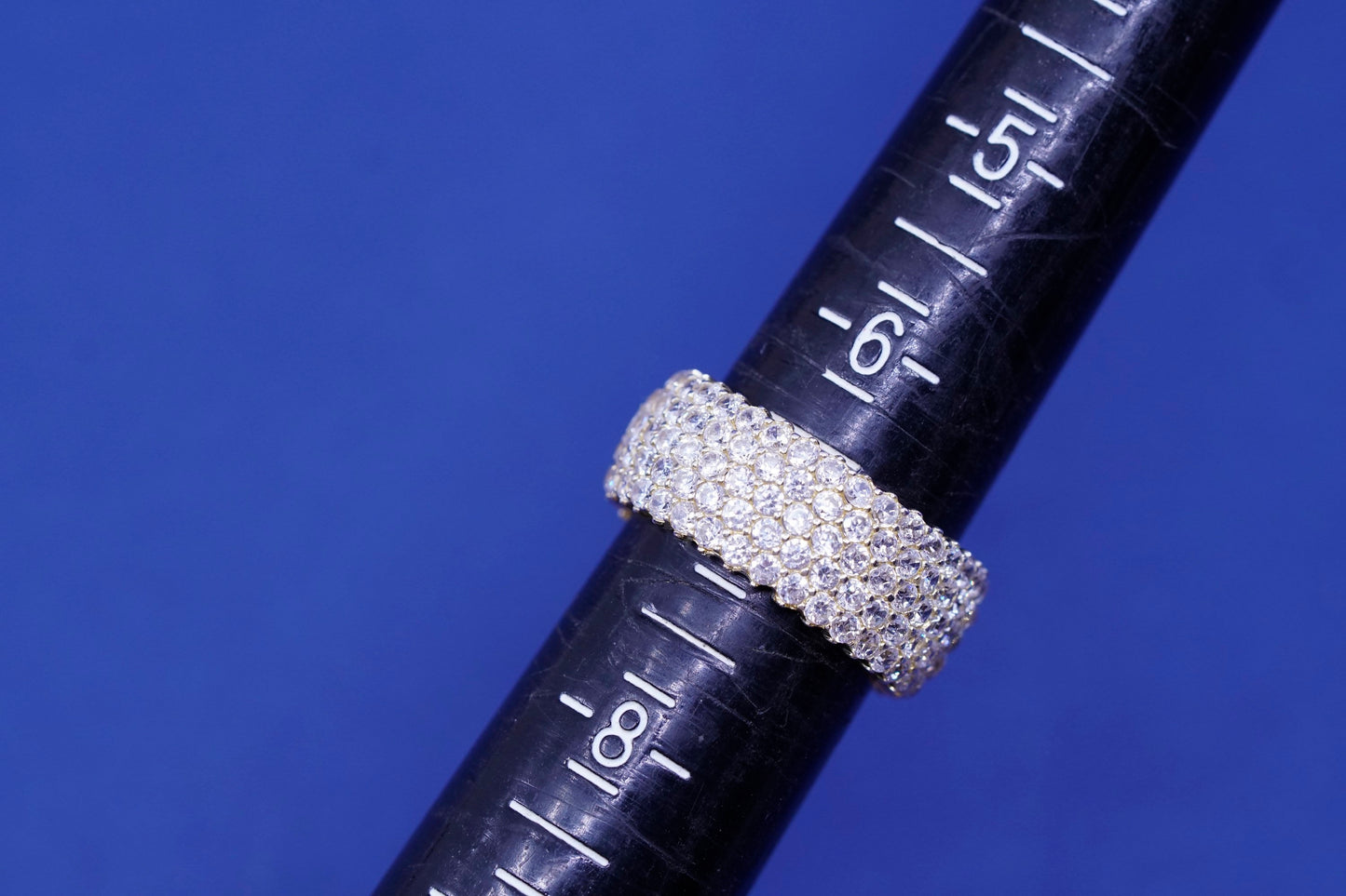 Size 6.75, vtg vermeil gold over Sterling 925 silver ring with cluster crystal
