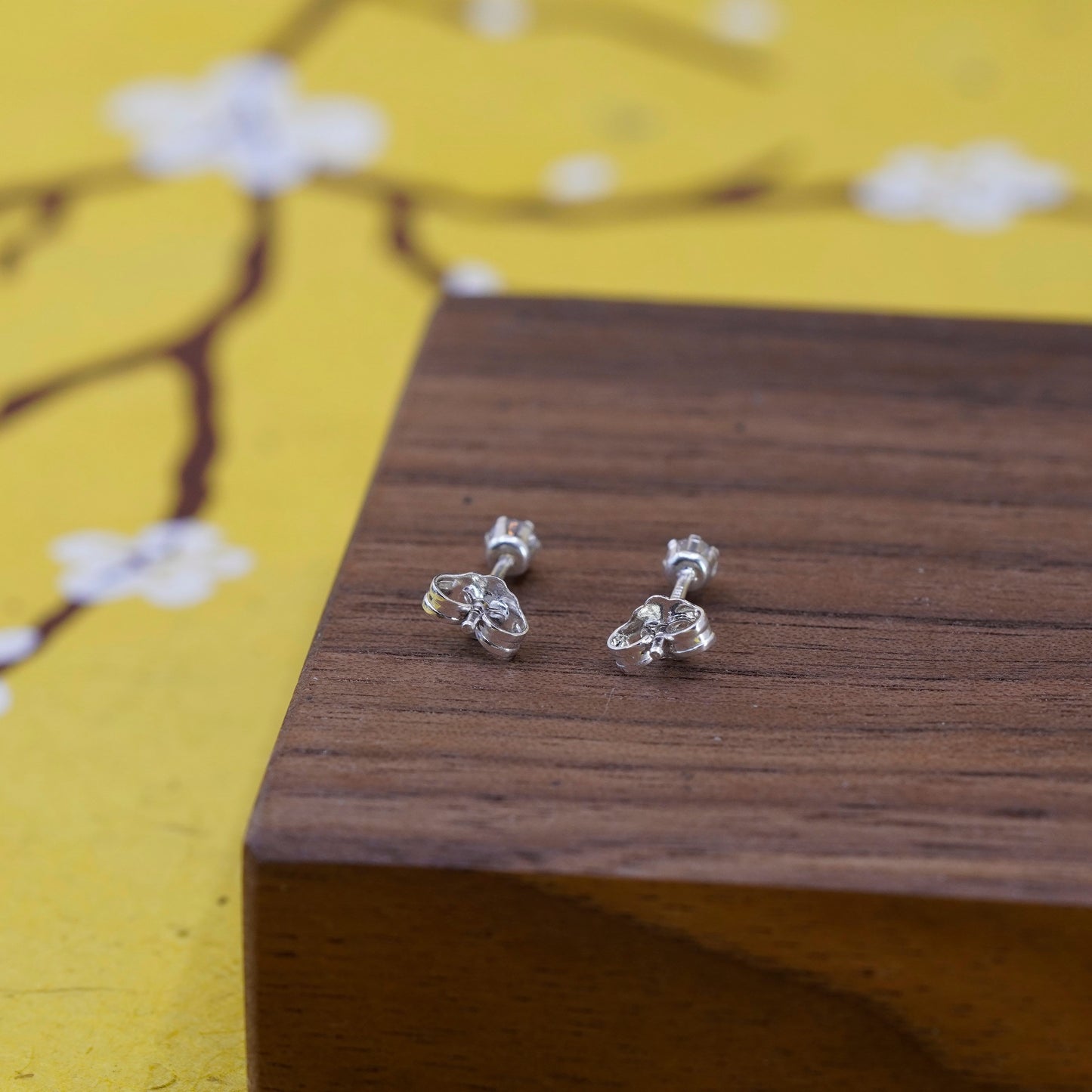 2mm, Vintage Sterling silver handmade earrings, 925 cz studs