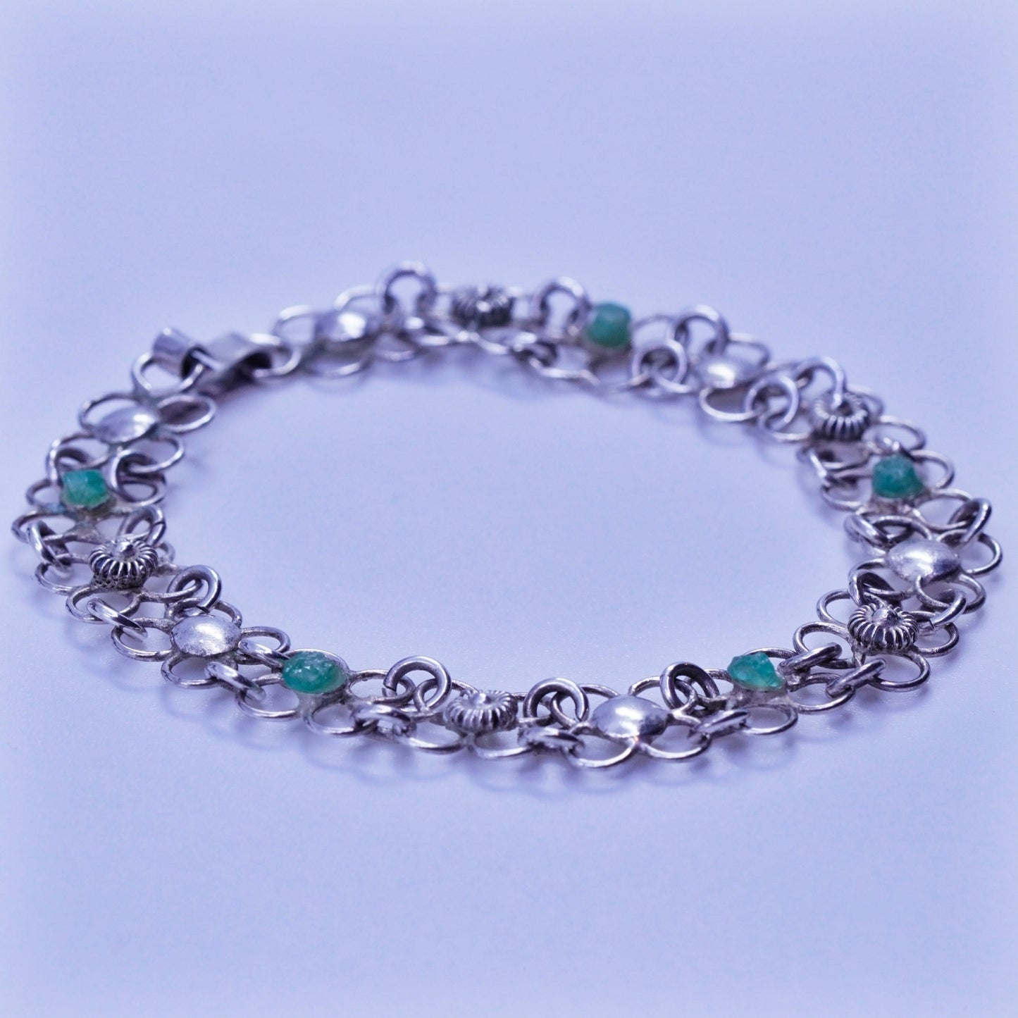 6.75”, vintage Sterling 925 silver bracelet with clover links and peridot