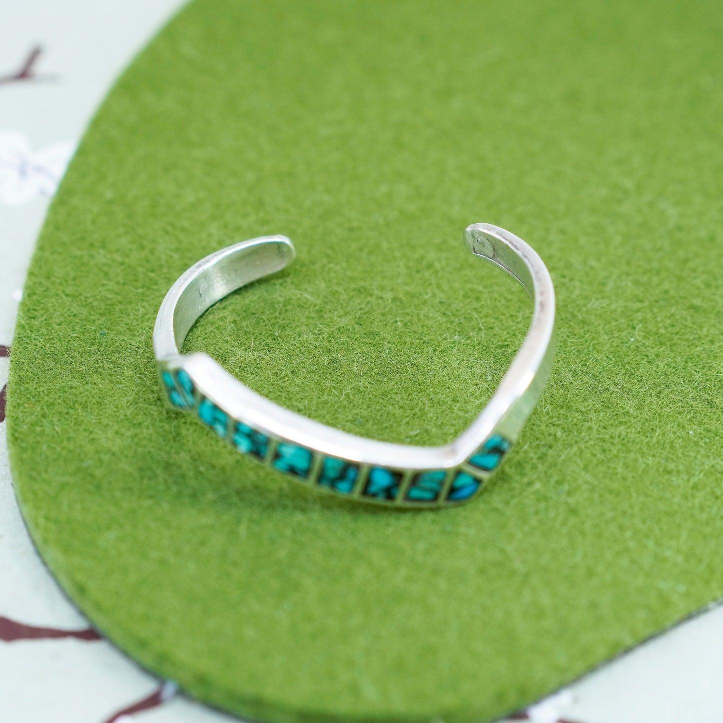 5.25”, Native American southwestern Sterling 925 silver zigzag cuff Turquoise