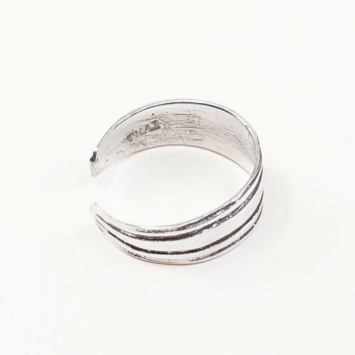 Size 2.75, Vtg Sterling Silver handmade open end Ring. 925 Band