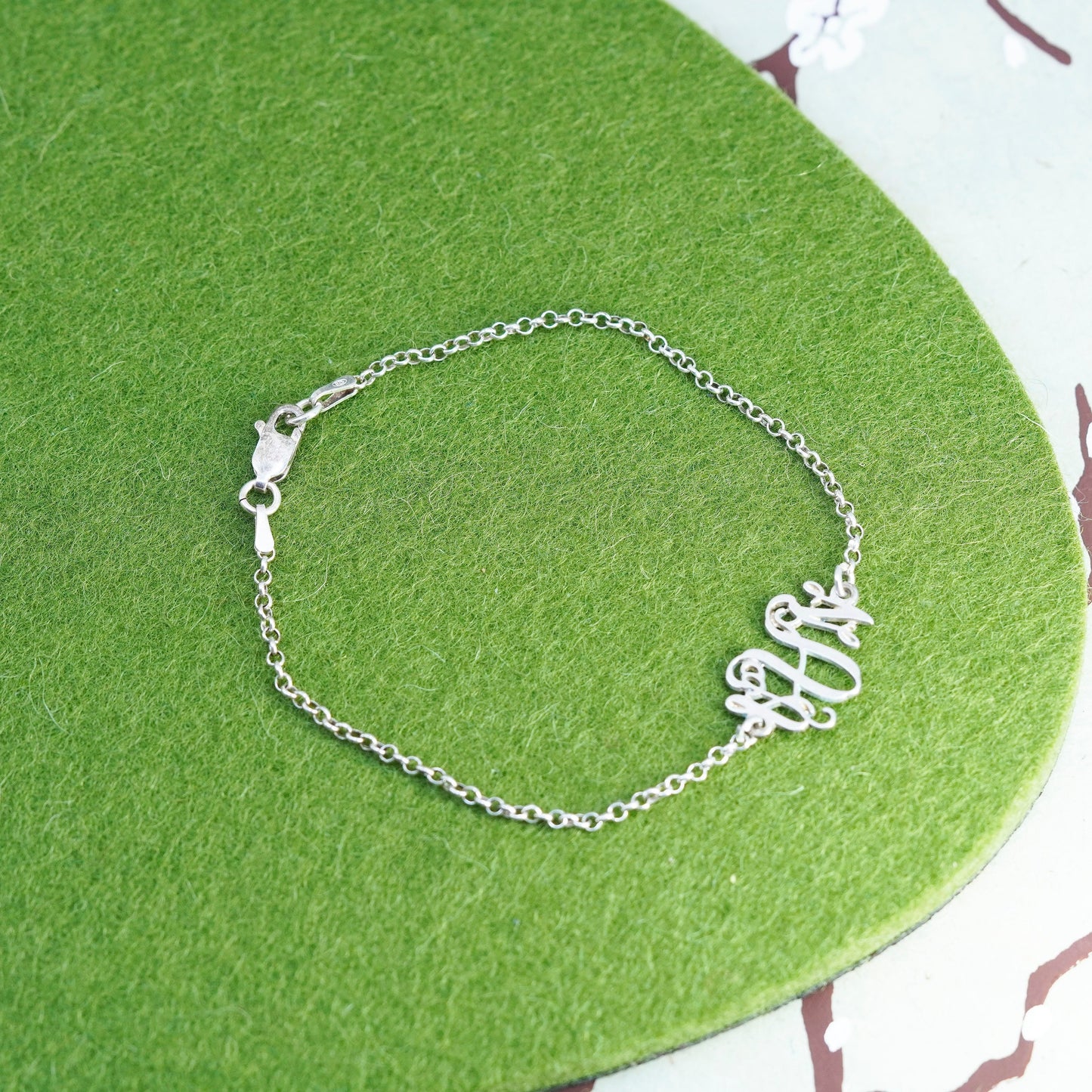 7.5”, sterling silver circle chain, 925 bracelet monogram initial “NAA” charm