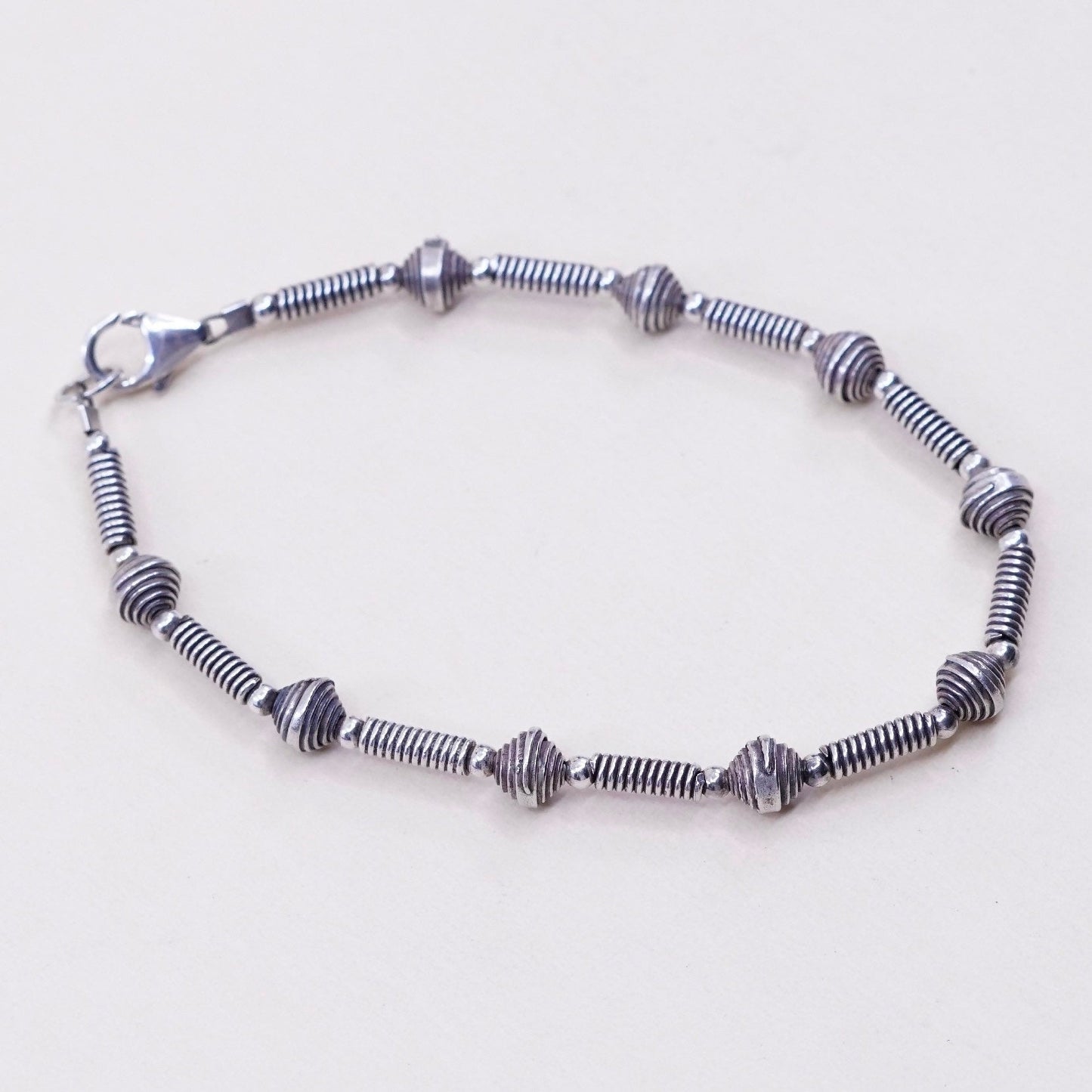 6.75”, 5mm, vtg handmade sterling silver, 925 textured beads with bar bracelet