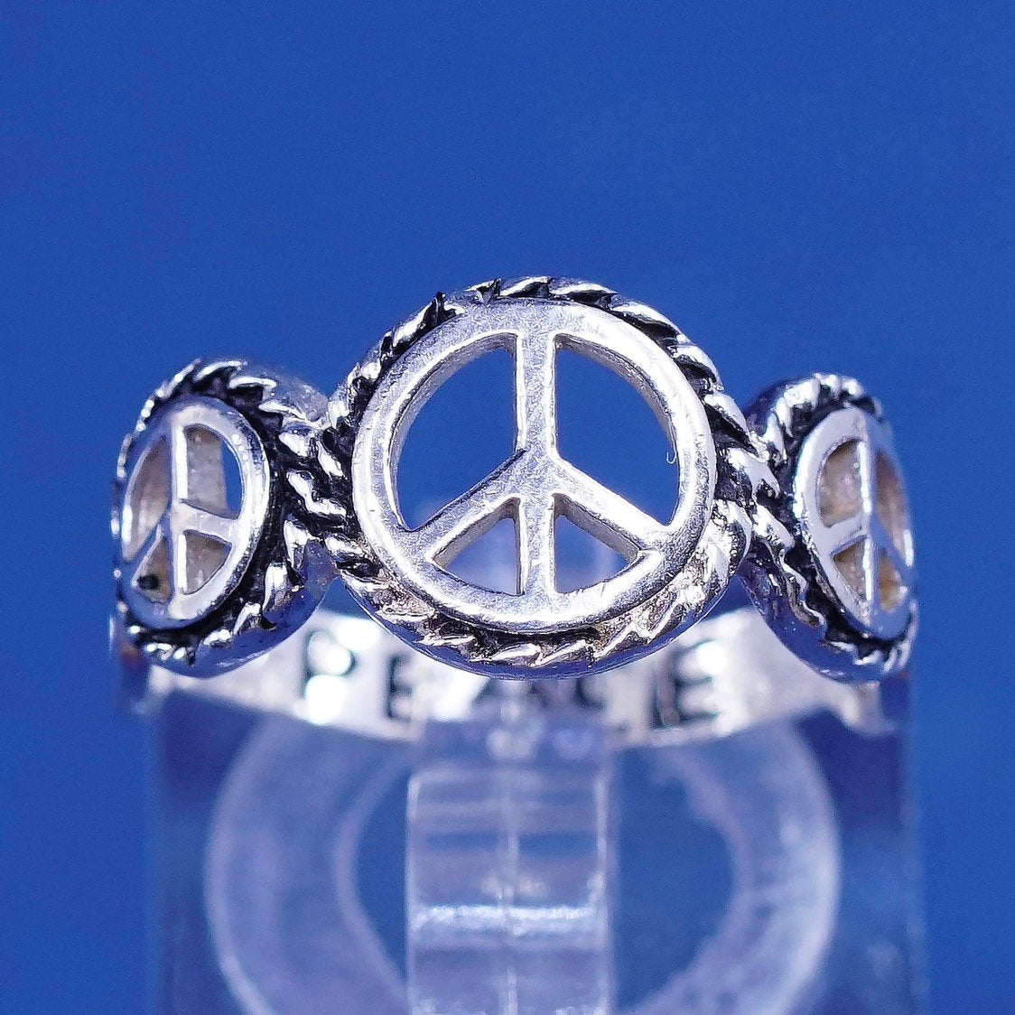 sz 6.75, vtg sterling silver handmade ring, 925 band engraved CND peace symbol