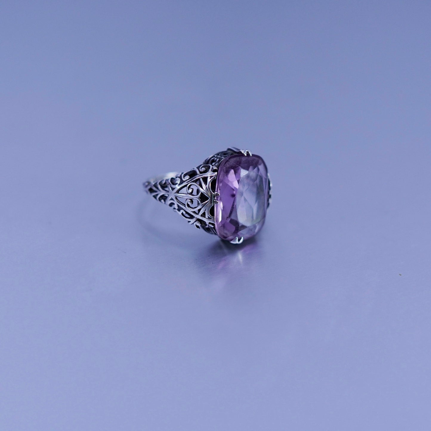 Size 6, vintage Sterling 925 silver handmade filigree ring with amethyst