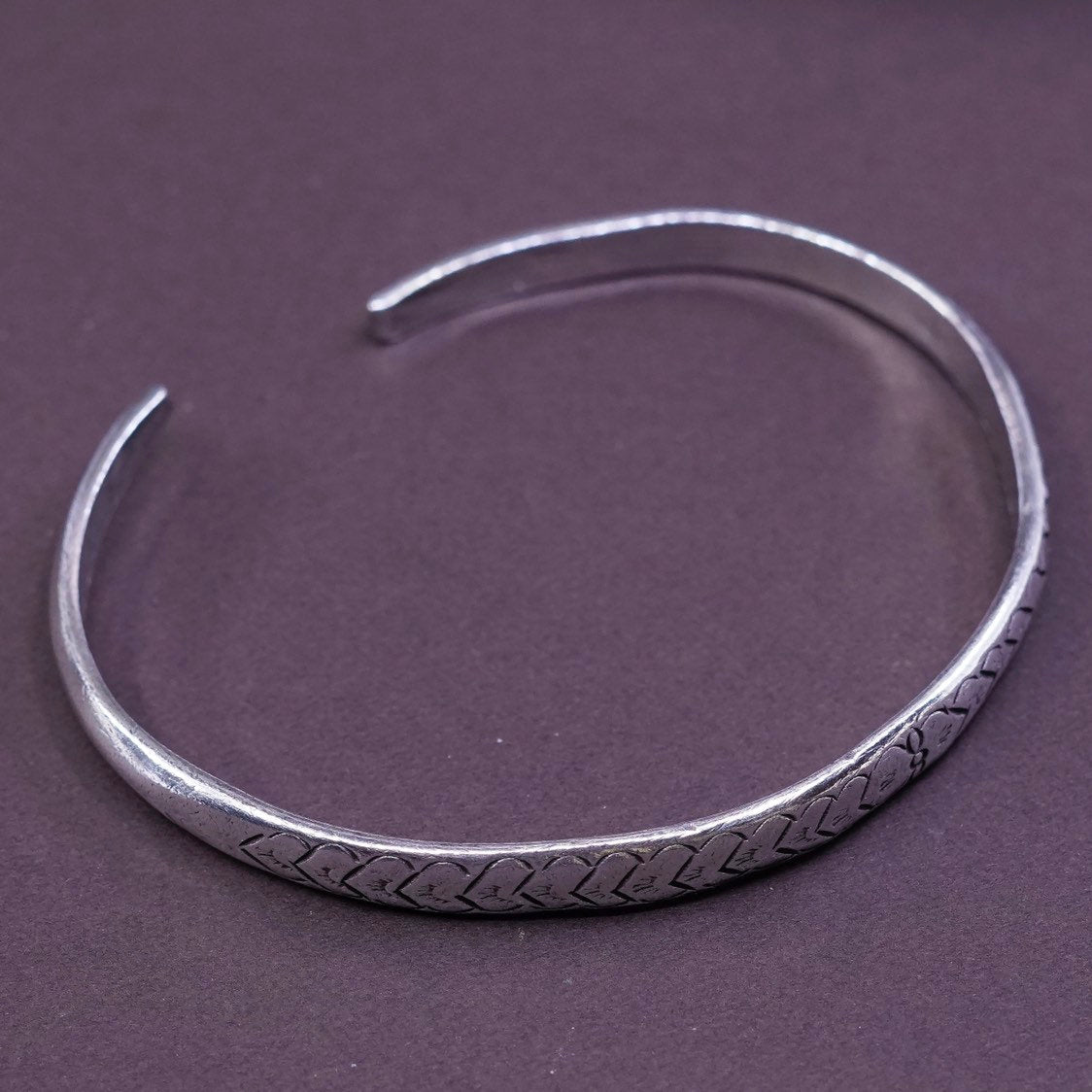 7.25”, Vintage southwestern Sterling silver handmade bracelet, solid 925 cuff