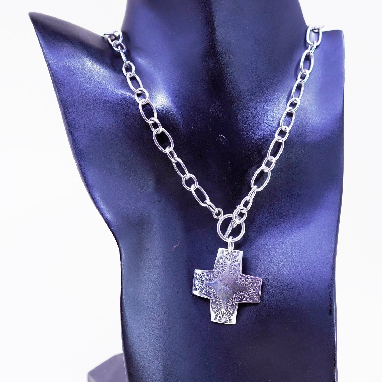 16”, retired silpada N0557 Sterling silver necklace, 925 chain cross pendant