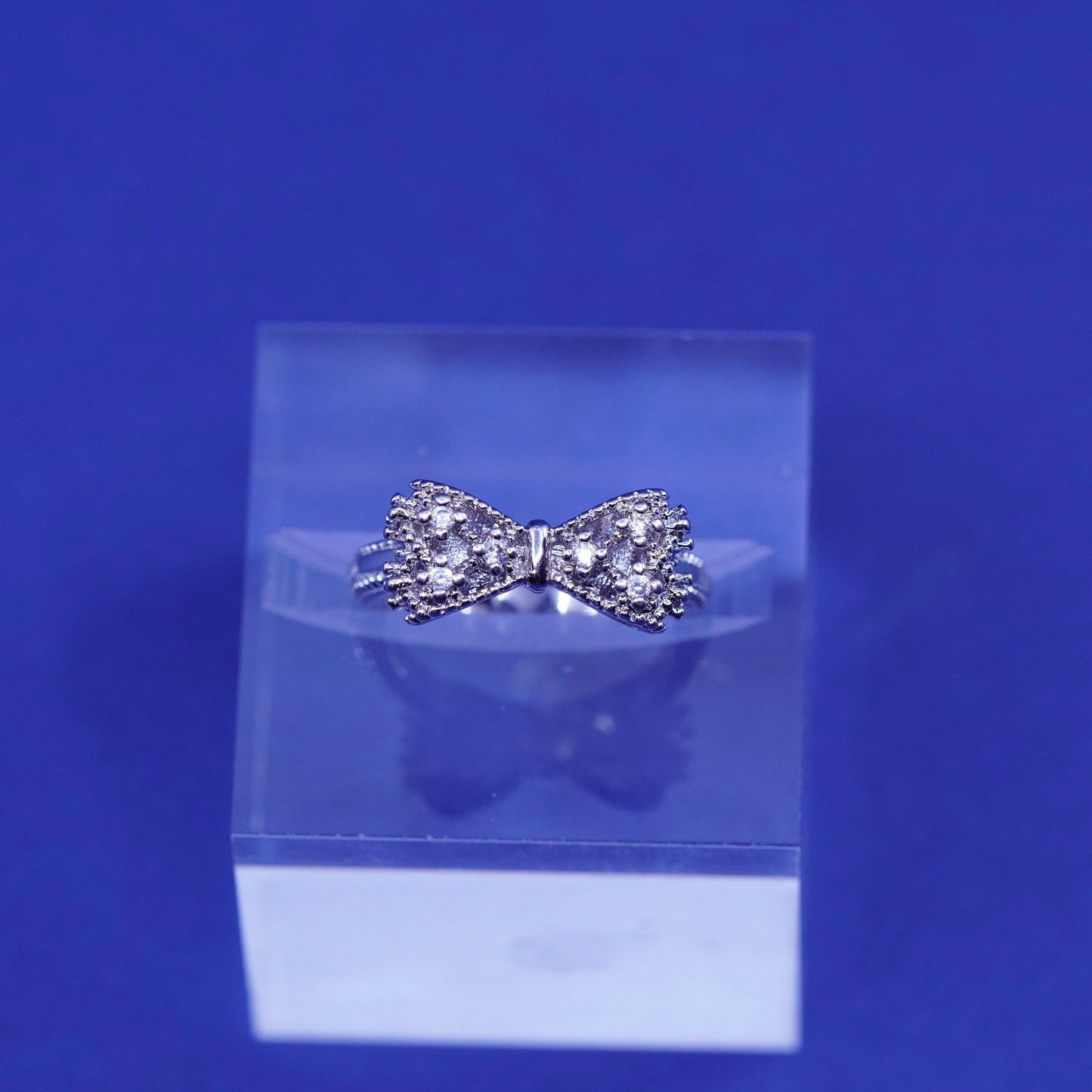 Size 4.5, vintage Sterling silver handmade ring, 925 bow tie ribbon ring w/ cz