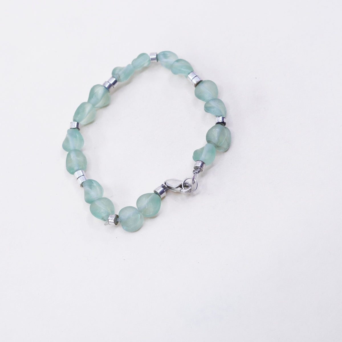 6.75”, vtg 925 Sterling silver handmade bracelet with sea washed glass nugget