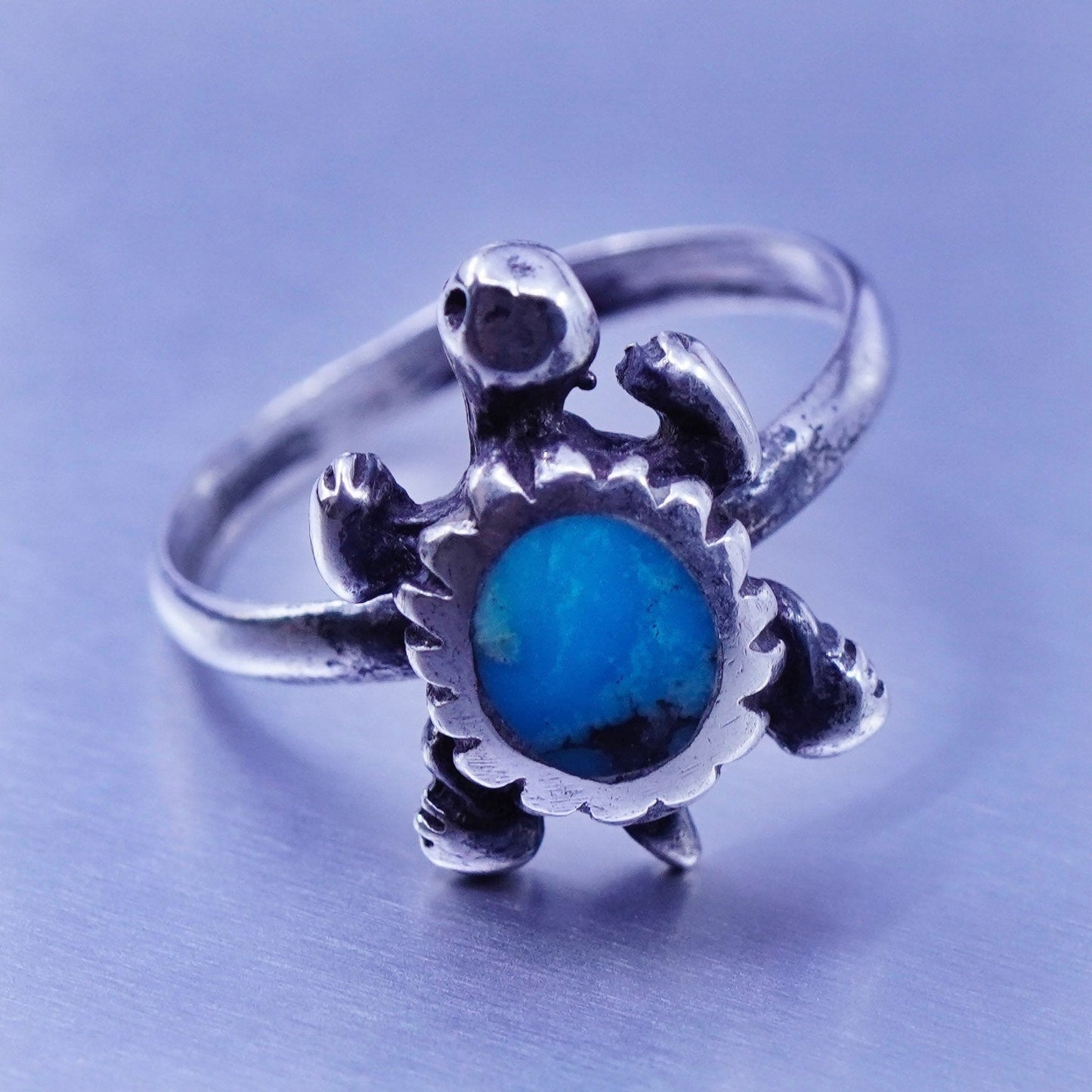 Size 6.5, Native American navajo Sterling 925 silver handmade ring w/ turquoise