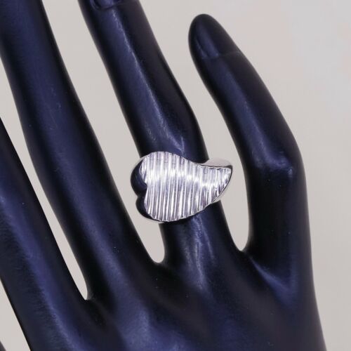 Size 5, Vtg Sterling Silver Handmade Ring, 925 Band W/ Ribbed Heart