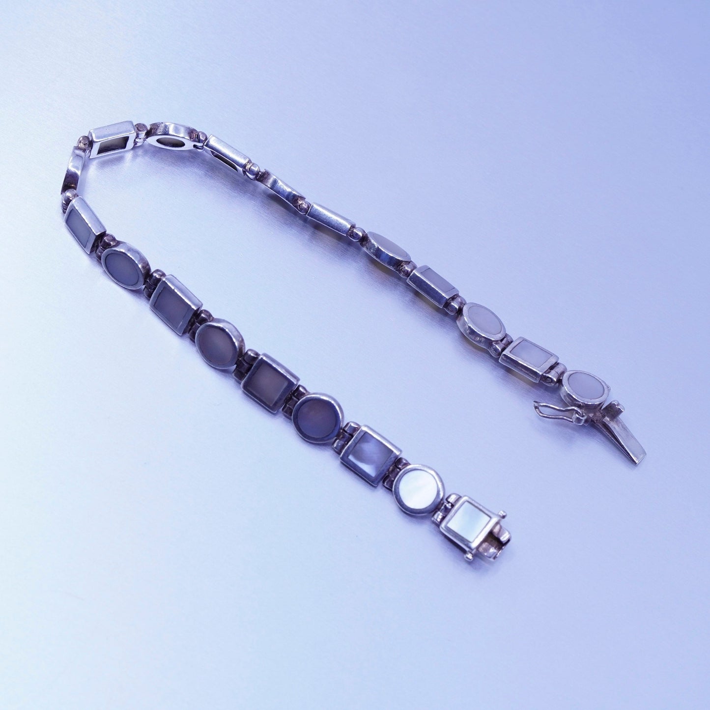 7.5”, Sterling 925 silver handmade tennis bracelet chain with mother of pearl