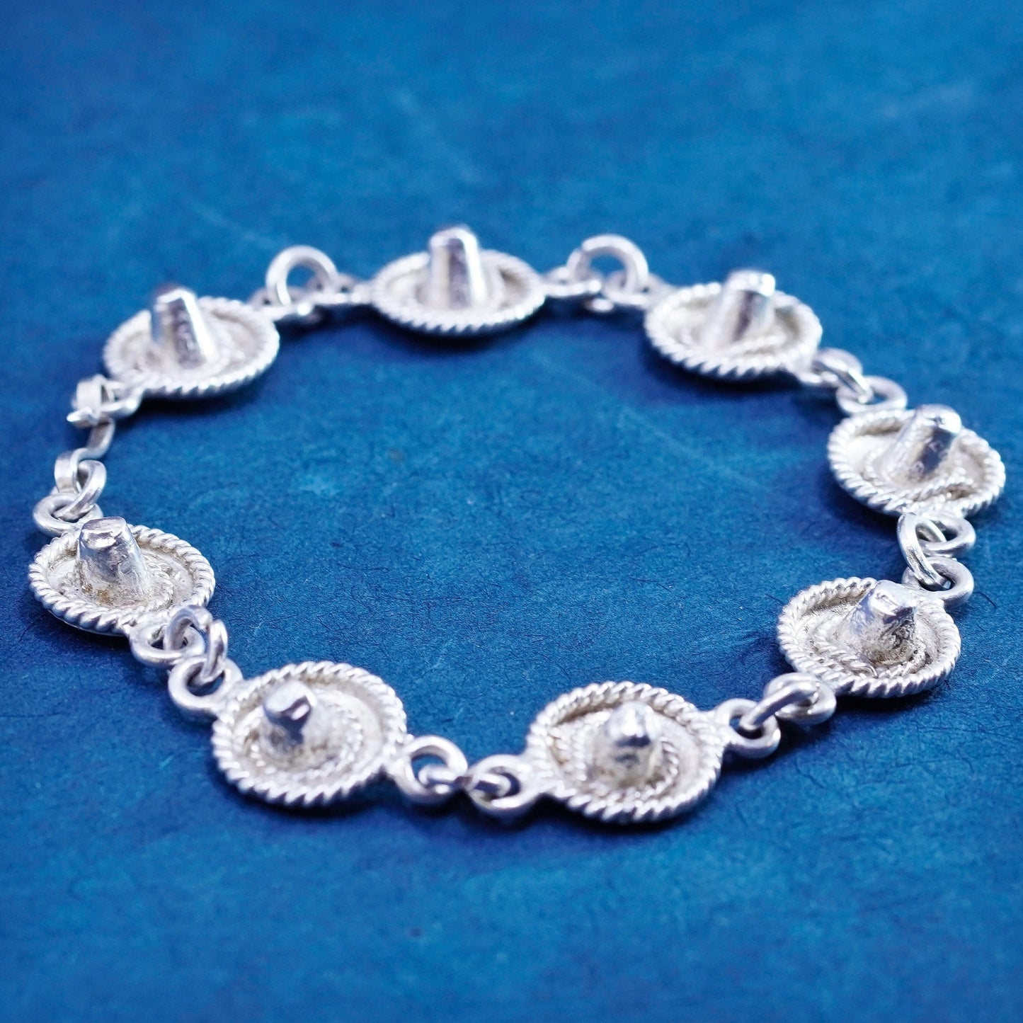 7.5”, vintage Mexico Sterling 925 Silver Sombrero Hat chain Bracelet