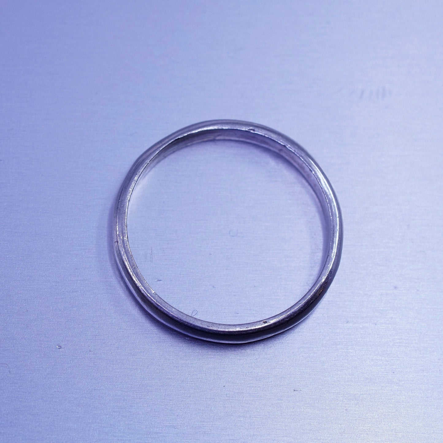 Size 8, vintage southwestern Sterling 925 silver wedding ring, band
