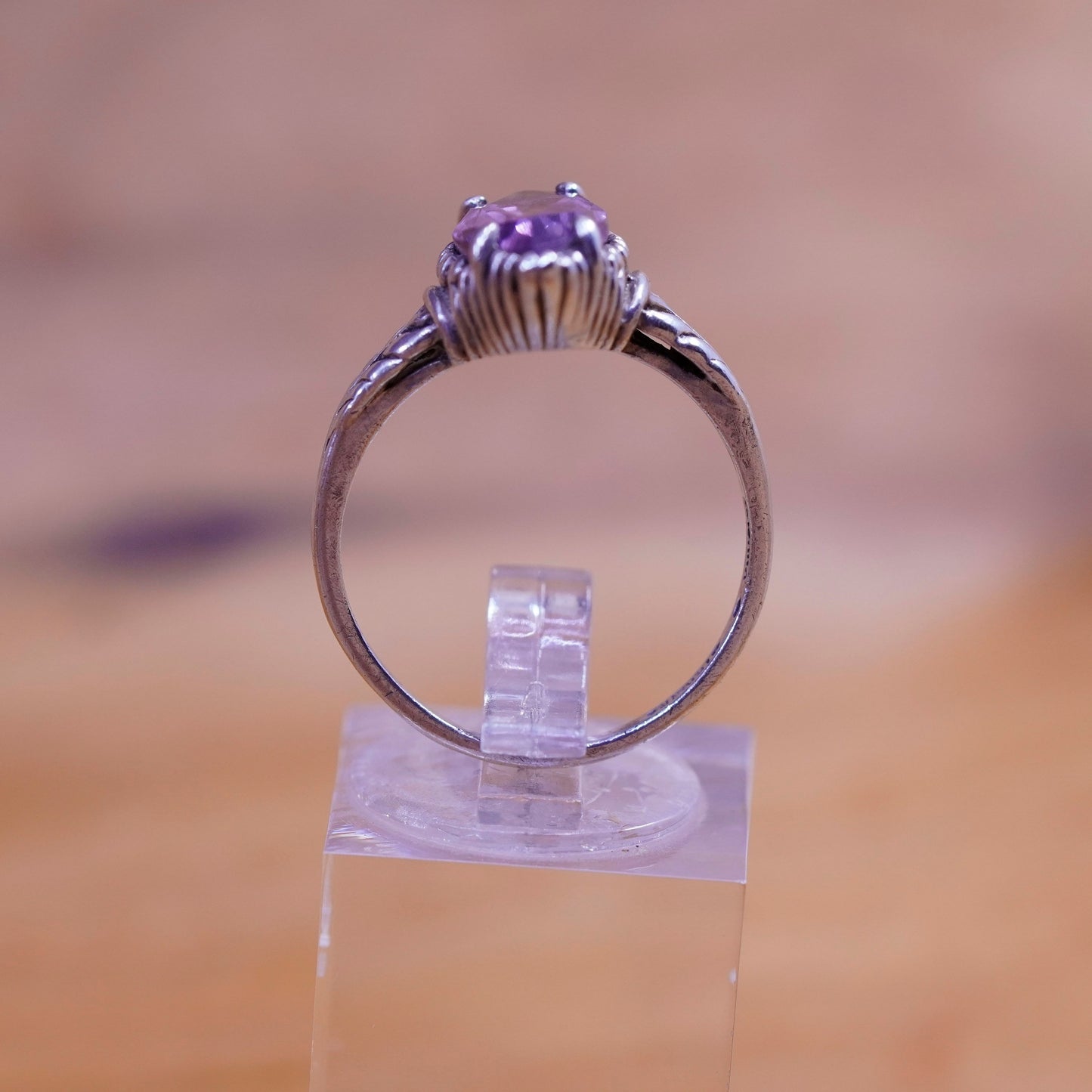 Size 8.5, vtg kabana Sterling Silver Handmade ring, 925 ribbed band amethyst