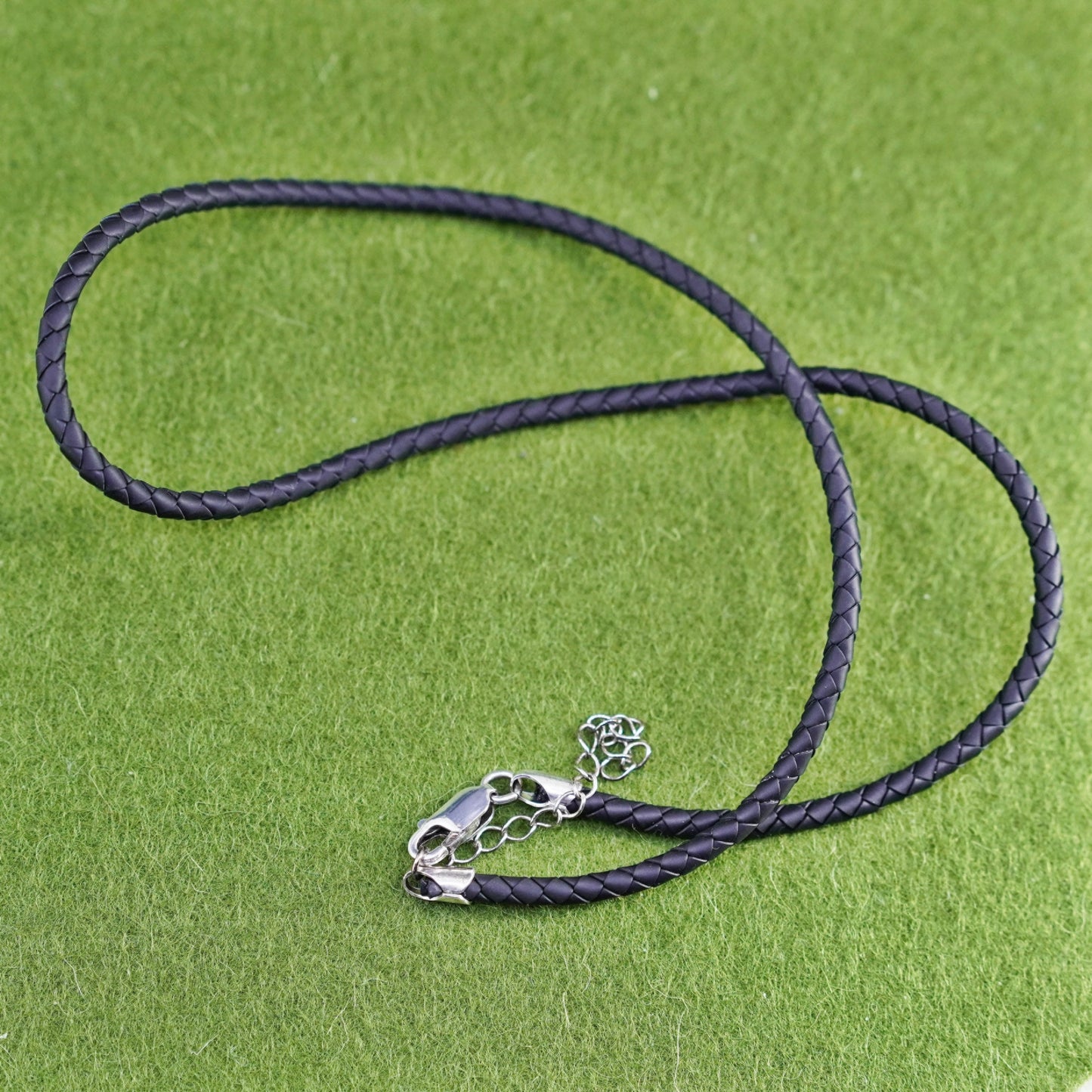 16+1”, Vtg Sterling 925 Silver Clasp W/ braided woven black rubber Necklace
