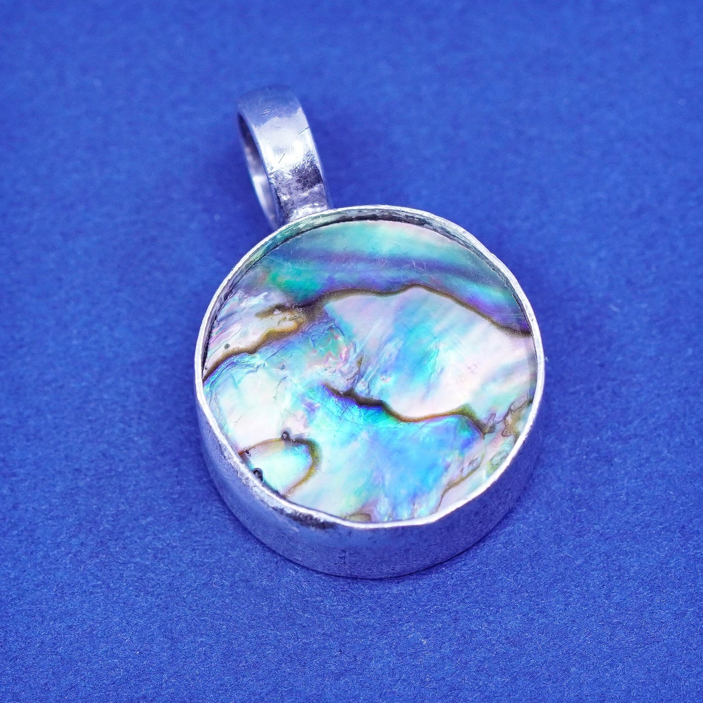 Vintage Sterling silver handmade pendant, 925 circle charm with abalone