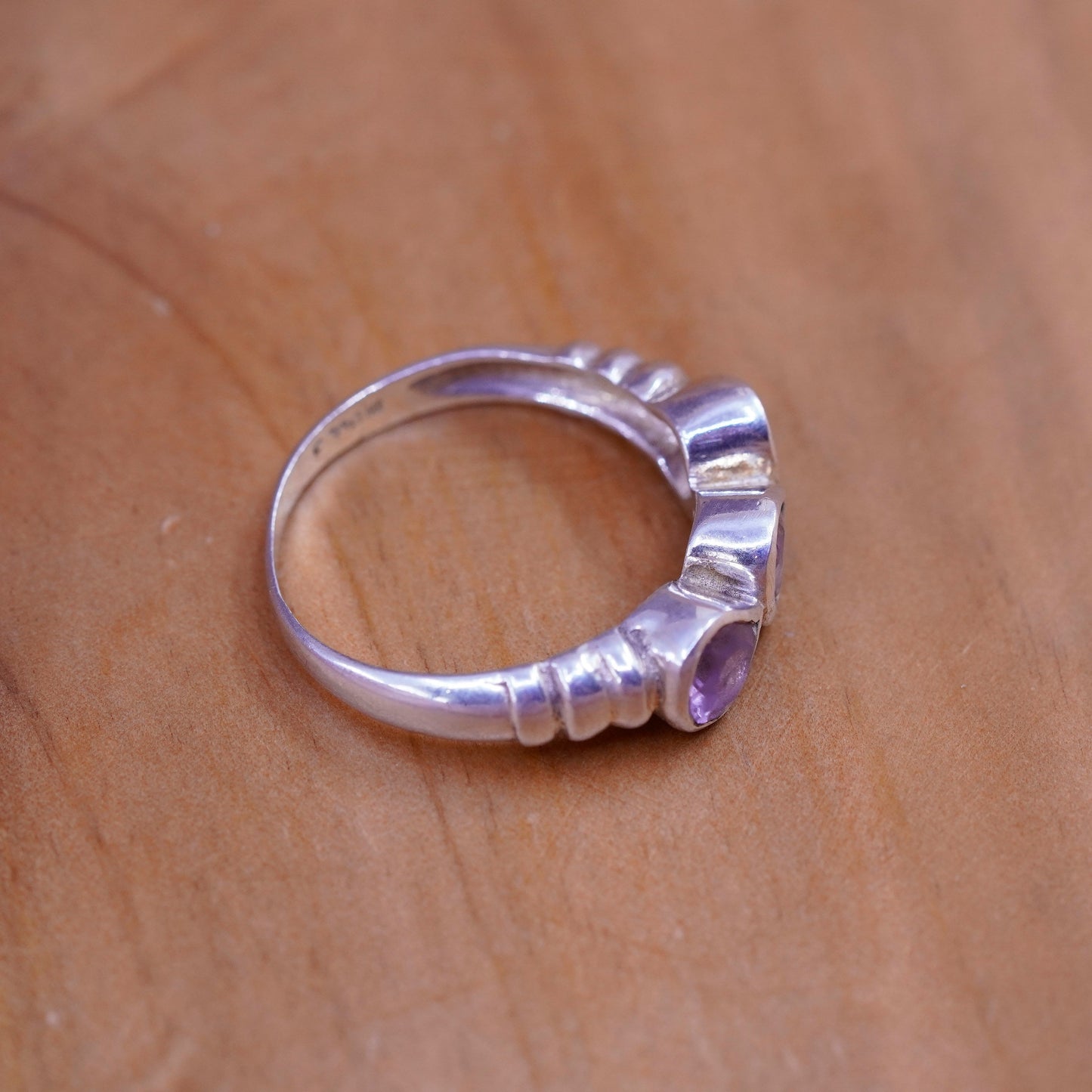 Size 8, vintage Sterling silver handmade ring, 925 band with amethyst