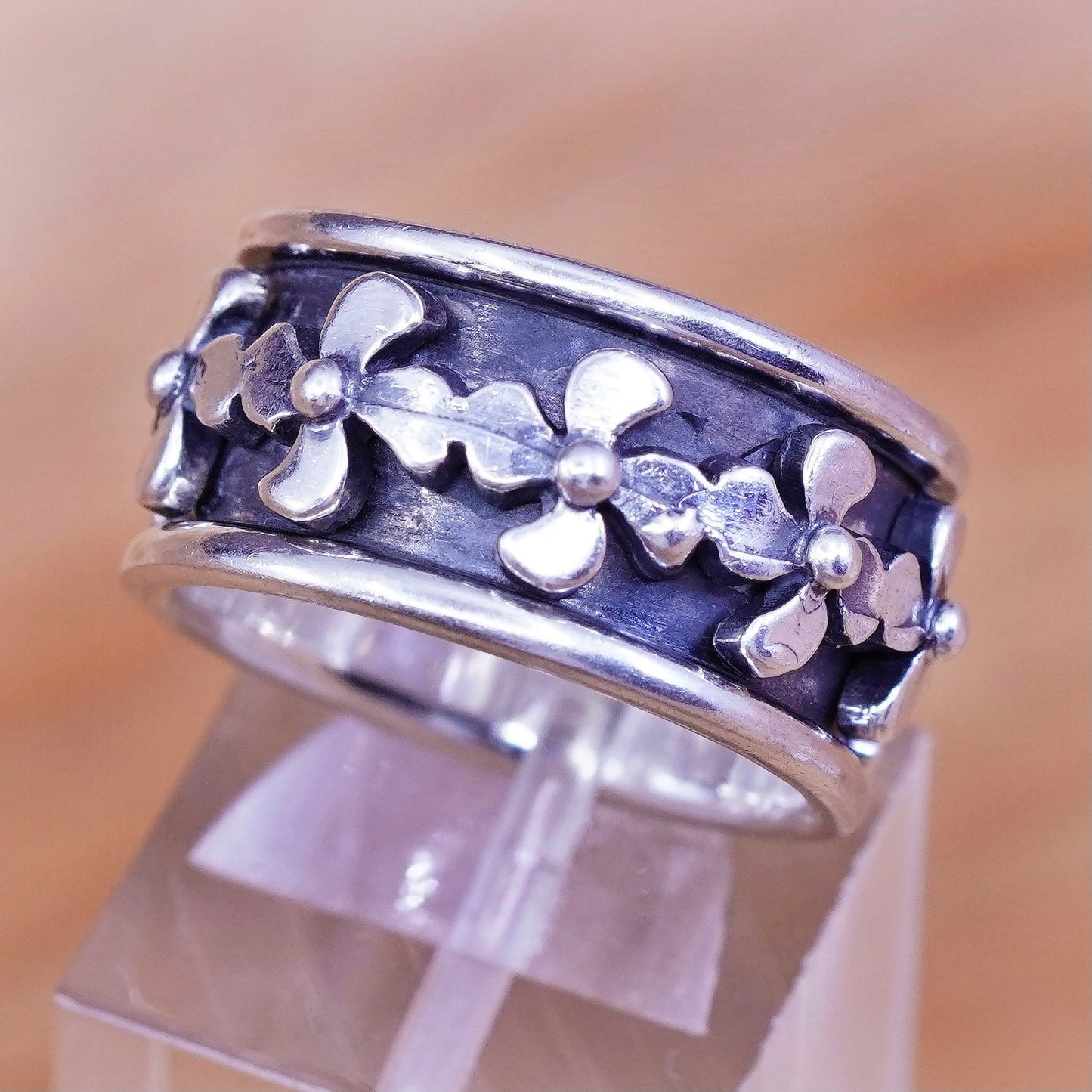 Size 6.5, vintage Sterling silver prayer ring, 925 spinner flower band