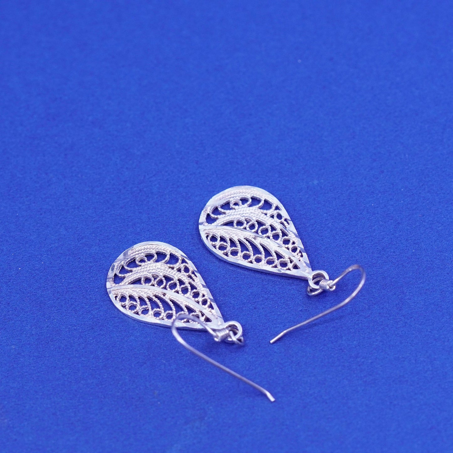 Vintage Sterling silver modern earrings, 925 teardrop Dangles