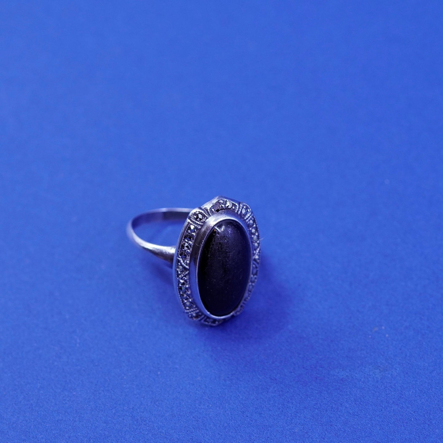 sz 8.25, vtg Sterling 925 silver handmade ring band w/ black onyx and marcasite