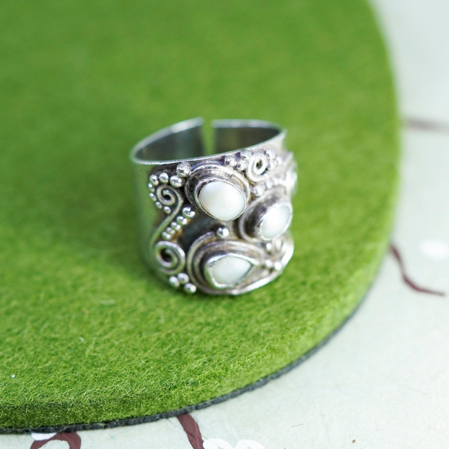 Size 8, vintage Sterling silver handmade ring, 925 band with pearls and beads