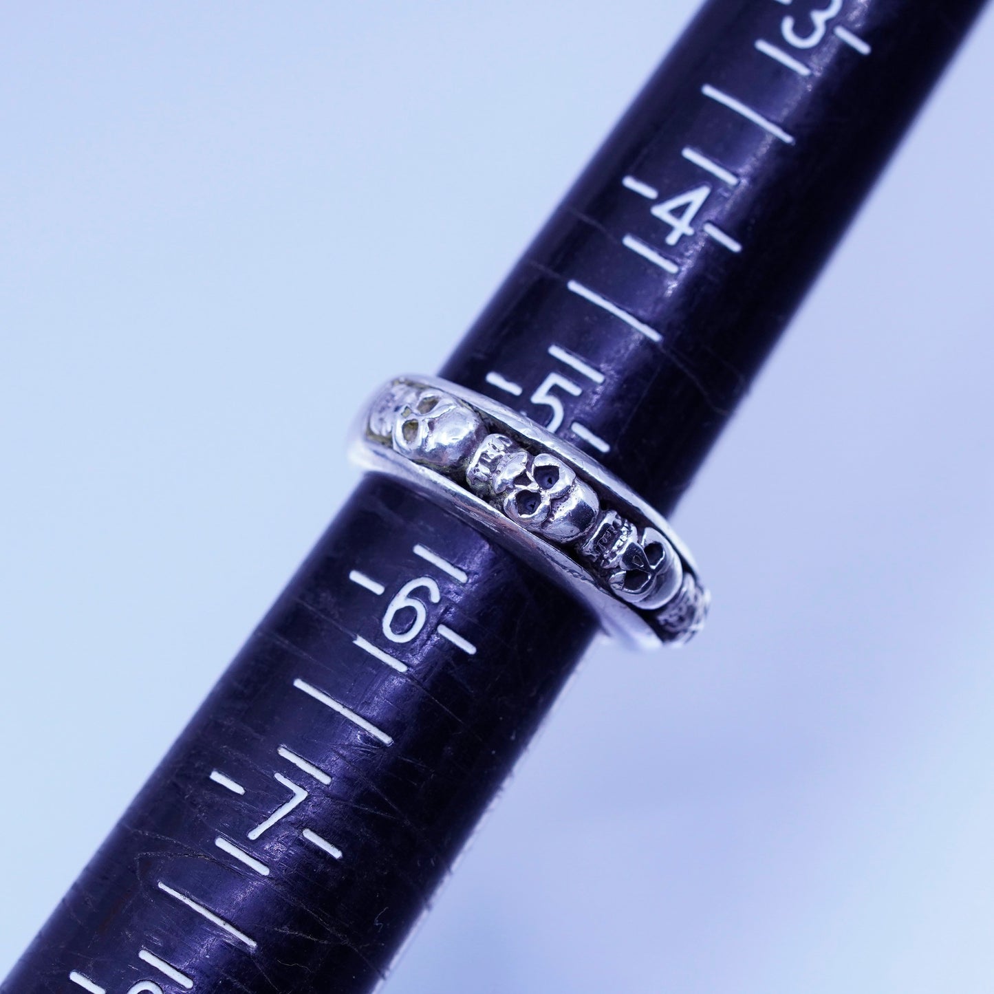Size 5, vintage southwestern Sterling 925 silver handmade ring, skull band