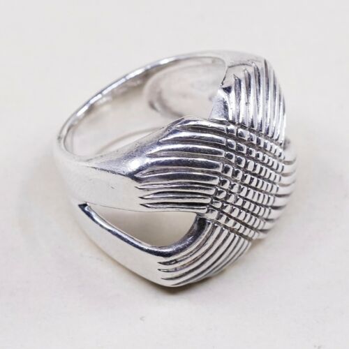 Sz 7.5, Vtg Sterling Silver handmade Ring. 925 modernist, Statement Cross Ring