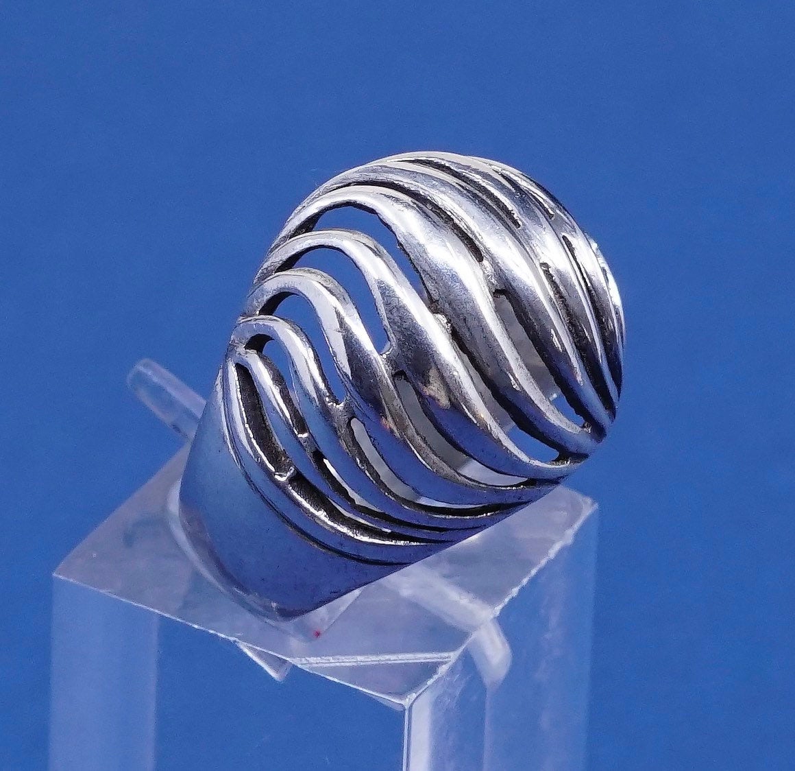 sz 4.75, vtg Sterling silver handmade ribbed ring, 925 statement ring w/ wave