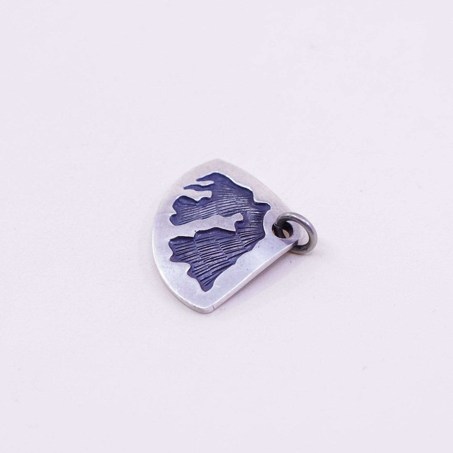 Vintage Native American Delong sterling 925 silver handmade pendant charm