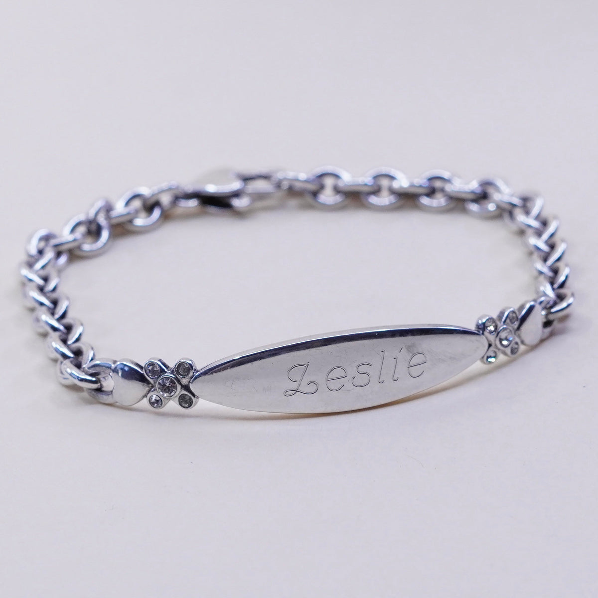 6.5”, vtg sterling silver bracelet, 925 circle chain with name “Leslie” bar tag