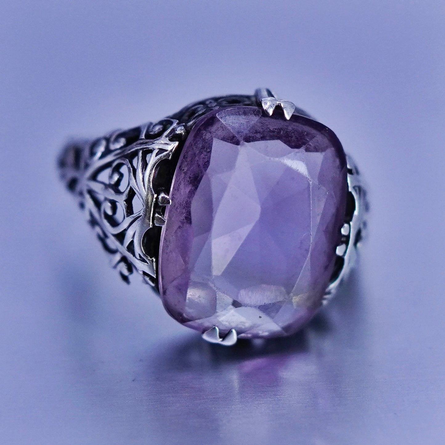 Size 6, vintage Sterling 925 silver handmade filigree ring with amethyst