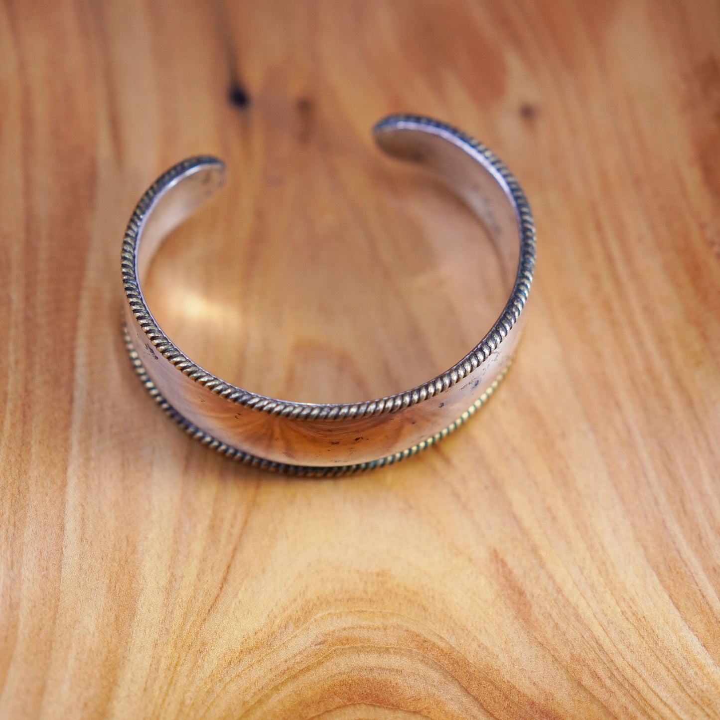 6.5”, vtg two tone Sterling silver bracelet, southwestern 925 cuff brass cable