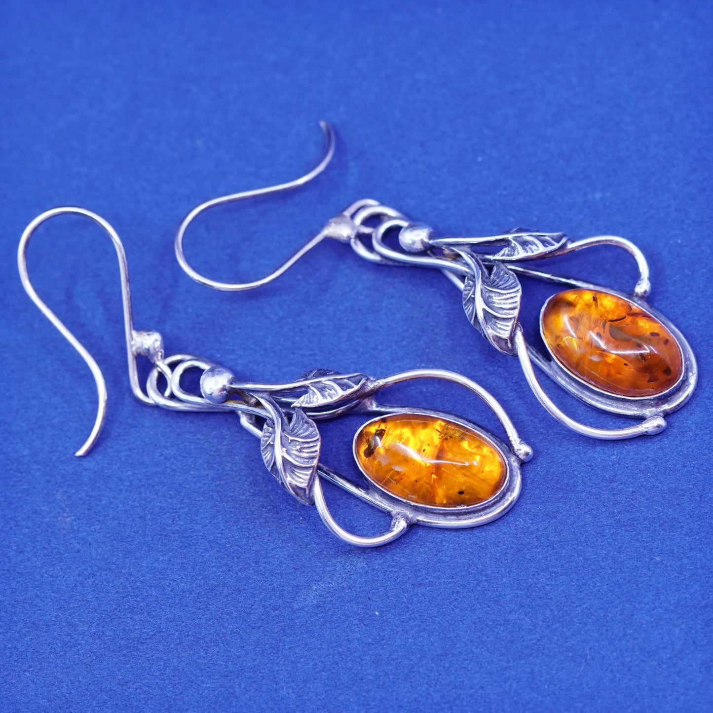 Vintage (500100) sterling silver handmade earrings, solid 925 silver with amber
